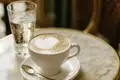 Genießen Sie auf unserer Eventreise einige Pausen im Warmen, während wir uns bei einer Tasse Capuccino miteinander austauschen