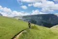 Wanderer auf einem Bergpfad.