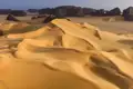 Sanddünenlandschaft in der Wüste.