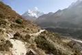 Wanderer auf einem Bergpfad in den Bergen.