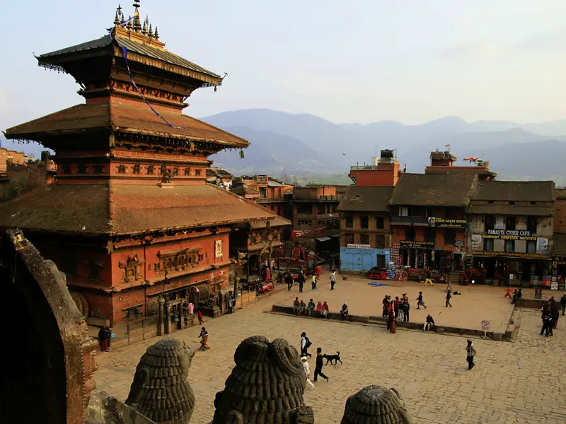 Unsere Studienreise durch Nepal führt uns auch in die Stadt Bhaktapur mit ihren vielen Pagodentempeln.