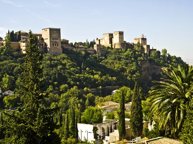 Auf unserer Reise durch Andalusien besuchen wir die Alhambra (UNESCO-Weltkulturerbe) in Granada.