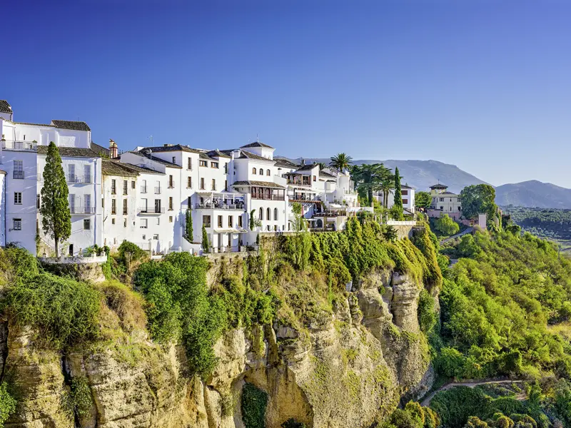 Auf unserer Reise durch Andalusien besuchen wir die Stadt Ronda mit ihren berühmten weiße Häusern.