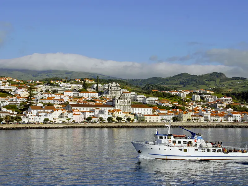 Auf unserer zehntägigen Natur-Studienreise zu den Azoren besuchen wir verschiedene Inseln wie Faial und lernen Mensch und Umwelt kennen.