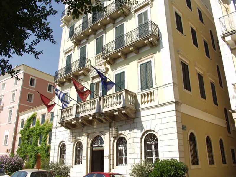 Ausgangspunkt unserer Ausflüge über die Insel Korfu ist das Hotel Cavalieri, ein ehemaliges Herrenhaus am Rande der malerischen Altstadt von Korfu-Stadt.