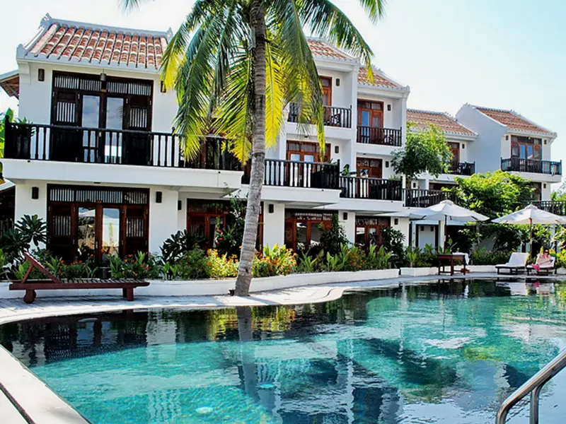 Das charmante Coco River Resort empfängt uns auf unserer Rundreise durch Vietnam in der Nähe von Hoi An.