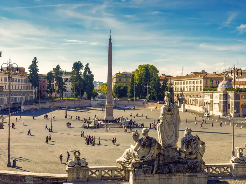 Die Piazza del Popolo in Rom: Wie in einem Theater beeindruckte der Platz früher die aus dem Norden angereisten Pilger - heute ist er Treffpunkt für die Römer, Schauplatz von Demos und Konzerten