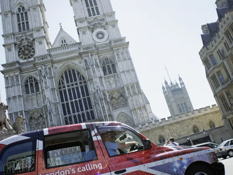 Auf der 5-tägigen Städtereise nach London sehen wir Westminster Abbey. Die Traditionskirche der britischen Royals ist auch außerhalb feierlicher Anlässe ein beliebtes Ziel.