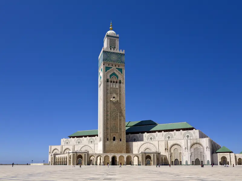 Auf unserer umfassenden Studienreise durch Marokko sehen wir in Casablanca unter anderem die großartige Hassan-II.-Moschee.