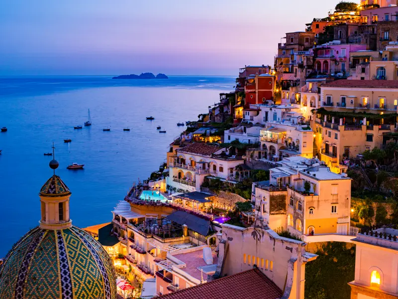 Auf unserer achttägigen PreisWert-Studienreise am und im Golf von Neapel können Sie auch Positano besuchen - immer eine Reise wert!