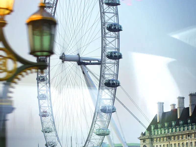 Am vorletzten Tag unserer Familien-Studienreise nach London wartet mit dem größten Riesenrad Europas, dem London Eye, ein weiterer Höhepunkt auf uns.