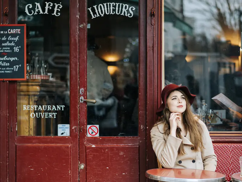 Auf unserer Städtereise nach Paris bleibt immer wieder Zeit, die Stimmung in der Stadt einzufangen - beim Café, in einem Restaurant, an den Ufern der Seine oder auch in einem Park.