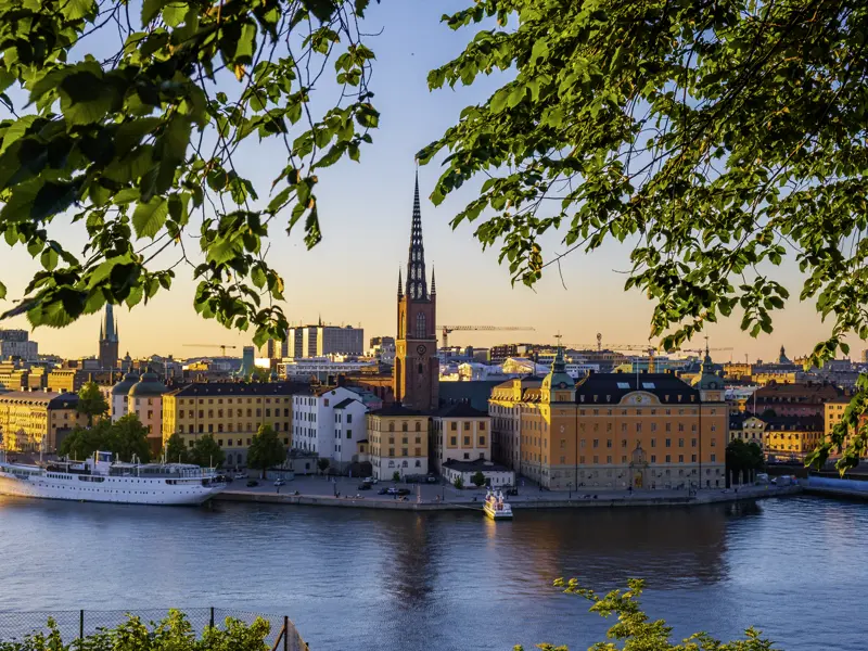 Gemeinsam entdecken wir auf unserer fünftägigen Städtereise Stockholm mit seiner zauberhaften Altstadt Gamla Stan.