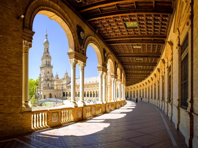 Auf unserer Reise durch Andalusien besuchen wir die Provinzhauptstadt Sevilla.