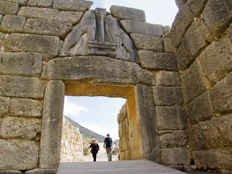 Mykene mit dem berühmten Löwentor aus der Antike ist eine Station auf unserer Rundreise durch Griechenland.