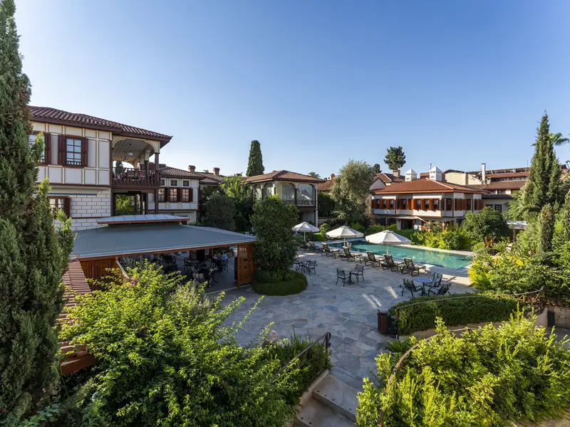 Der Garten des Boutique-Hotels RuinAdalya in Antalya