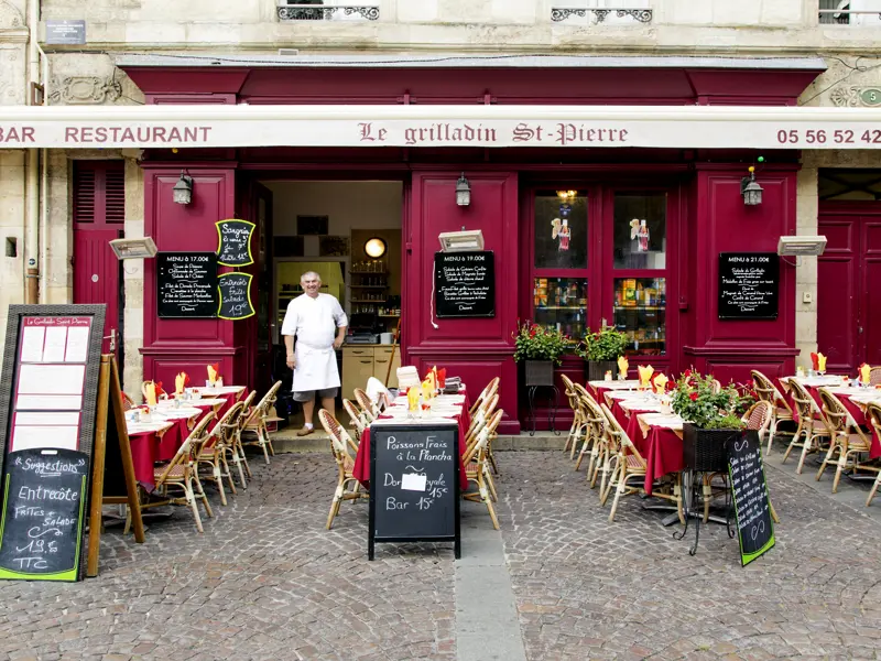 Unsere Reise führt uns auch in eines der typischen kleinen Altstadtrestaurants von Bordeaux. Hier kocht der ¿patron¿ noch selbst!