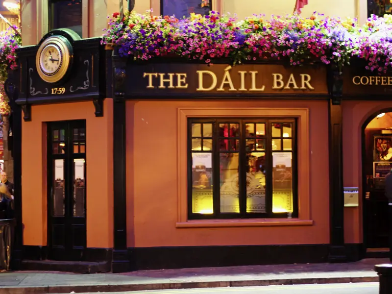 Eine Irlandreise ohne den Besuch eines typischen Pubs ist unvorstellbar, hier erwartet uns echte irische Lebensart!