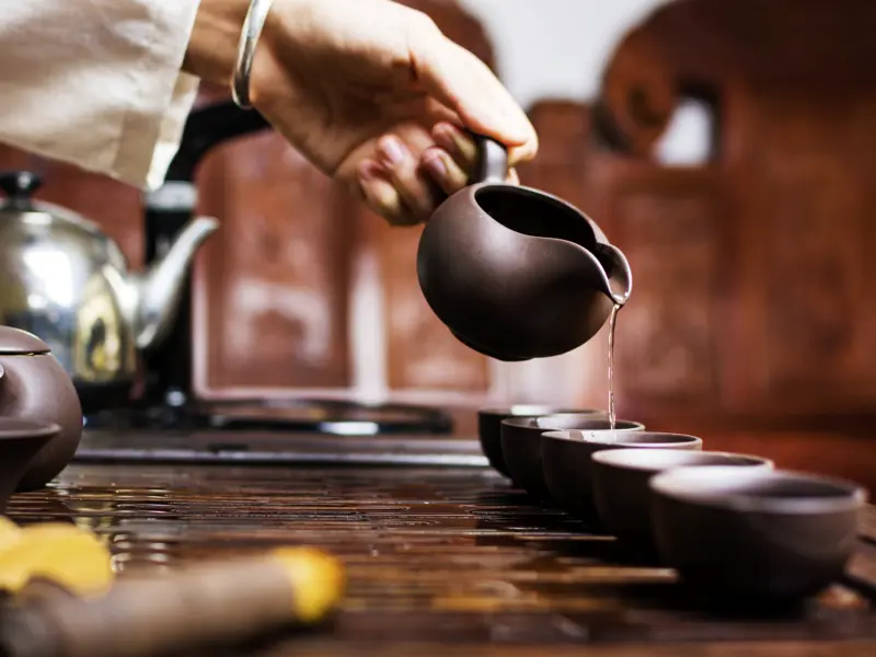 Auf dieser Studienreise durch Japan können Sie auch immer wieder Tee probieren - ein kunstvoll zelebrierter Genuss.