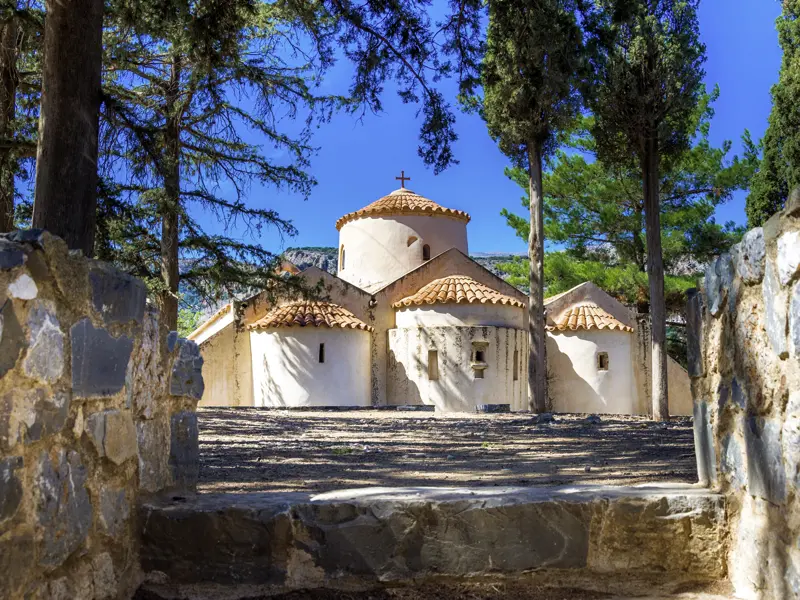 Schöne alte Kirchen sind auf Kreta kein seltener Anblick, wie wir auf unserer Studienreise über die Insel erfahren.