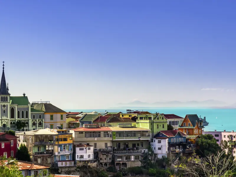 Auf unserer Studiosus-Reise besuchen wir auch die chilenische Hafenstadt Valparaíso (UNESCO-Weltrerbe).