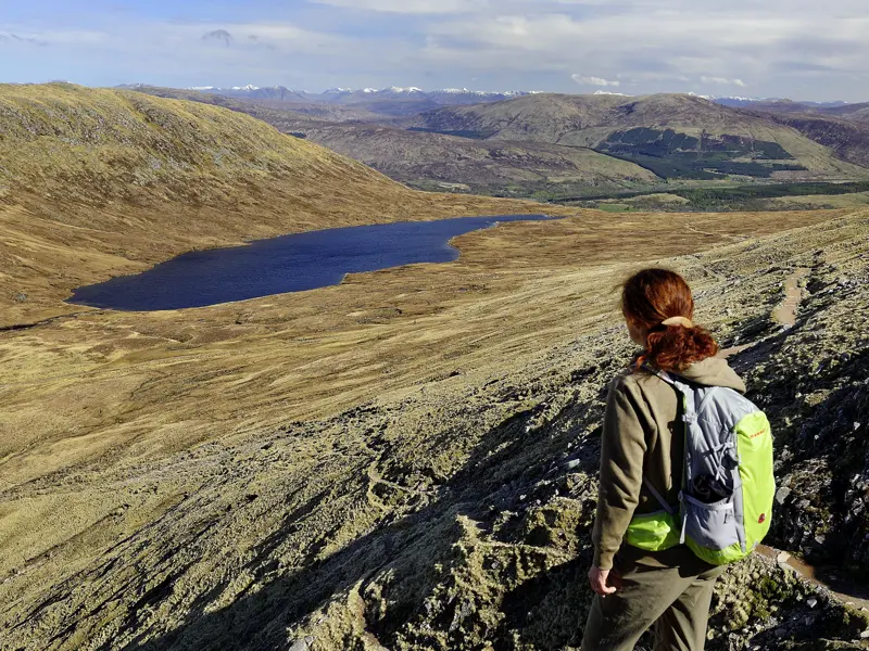 Auf unserer Wander-Studienreise Schottland - Wandern in Lowlands und Highlands erleben wir viele stimmungsvolle Augenblicke: in den Lowlands, auf den Hebrideninseln oder wie hier im schottischen Hochland.