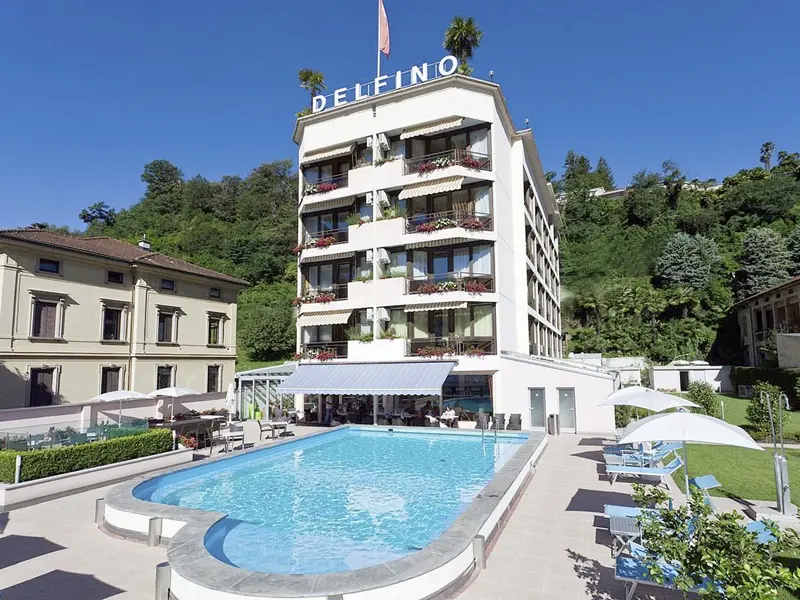 Seit vielen Jahren ist das familiär geführte Hotel Delfino unser bewährter Partner in Lugano. Bei unseren Gästen sind der herzliche Empfang, der schöne Außenpool und das Restaurant mit den Spezialitäten des Tessin besonders beliebt.