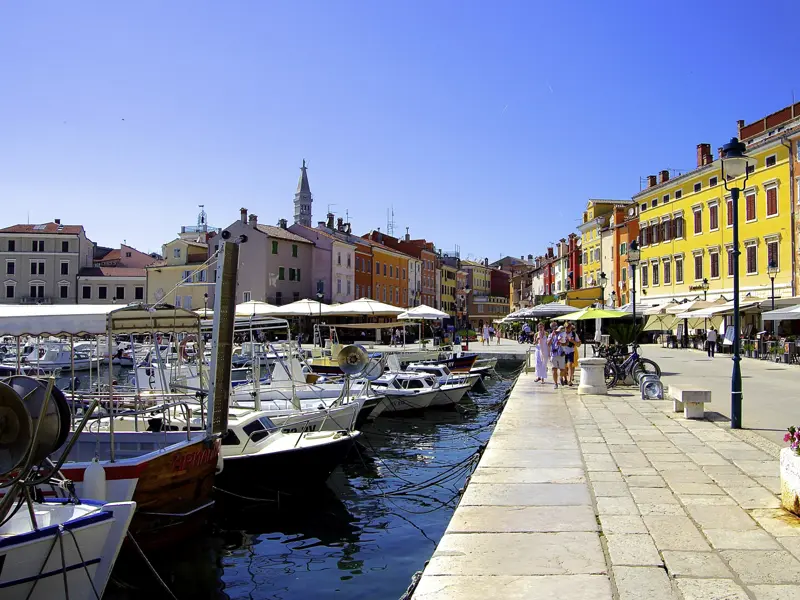 Auf unserer umfassenden Studiosus-Reise durch Kroatien erleben wir venezianisches Flair in Rovinj.