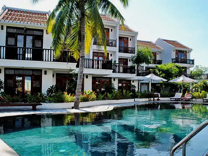 Das charmante Coco River Resort empfängt uns auf unserer Rundreise durch Vietnam in der Nähe von Hoi An.