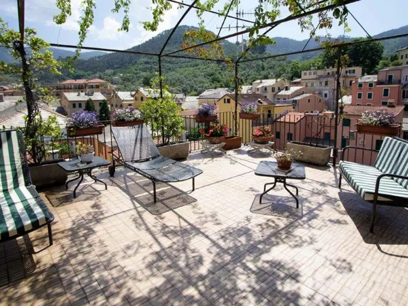 Wir genießen die behagliche Atmosphäre des Hotels Nazionale in Levanto - Ausgangspunkt für unsere Touren in kleiner Gruppe durch die Cinqueterre.