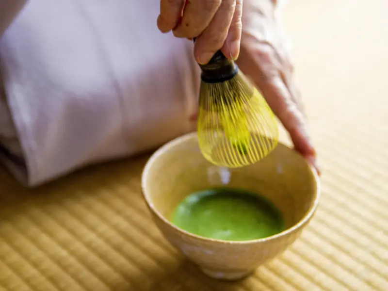 Zu einem besonders schönen Erlebnis unserer Studienreise durch Japan gehört eine traditionelle Teezeremonie.