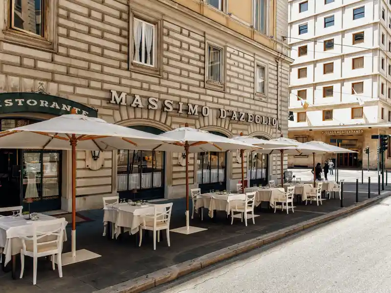 Auf unserer siebentägigen CityLights-Städtereise nach Rom übernachten wir im stilvollen Hotel Massimo d'Azeglio.