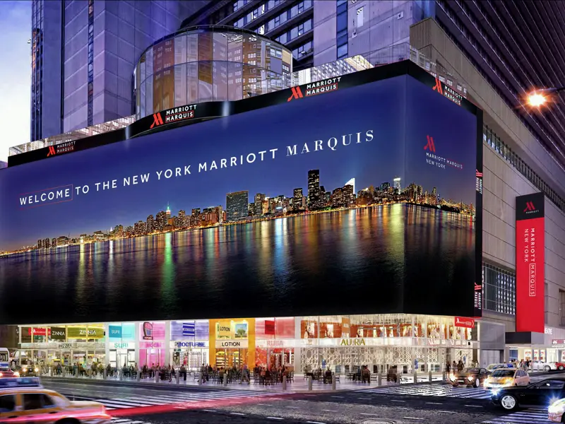 Bei der Studiosus-Städtereise nach New York logieren wir direkt am Times Square in Manhattan.