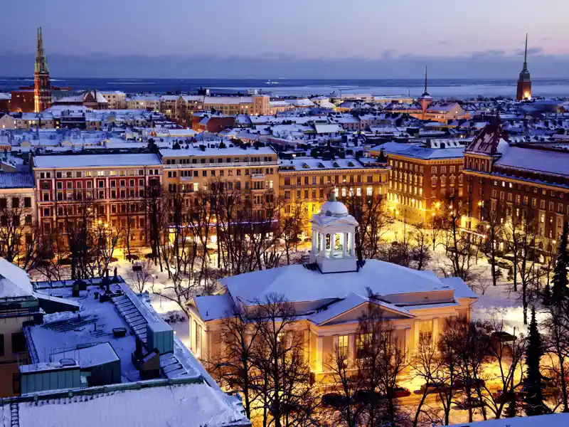 Gut möglich, dass sich Finnlands Hauptstadt Helsinki auf unserer Silvesterreise zum Jahreswechsel verschneit zeigt.