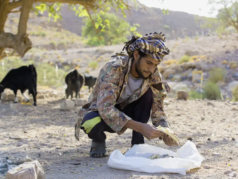 Während Ihrer Studiosus-Reise durch Jordanien begegnen Sie immer wieder Einheimischen und erfahren, wie sie in der kargen Landschaft ihr Auskommen finden.