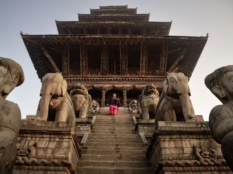 Unsere Studienreise nach Nepal führt uns in einige Tempel,