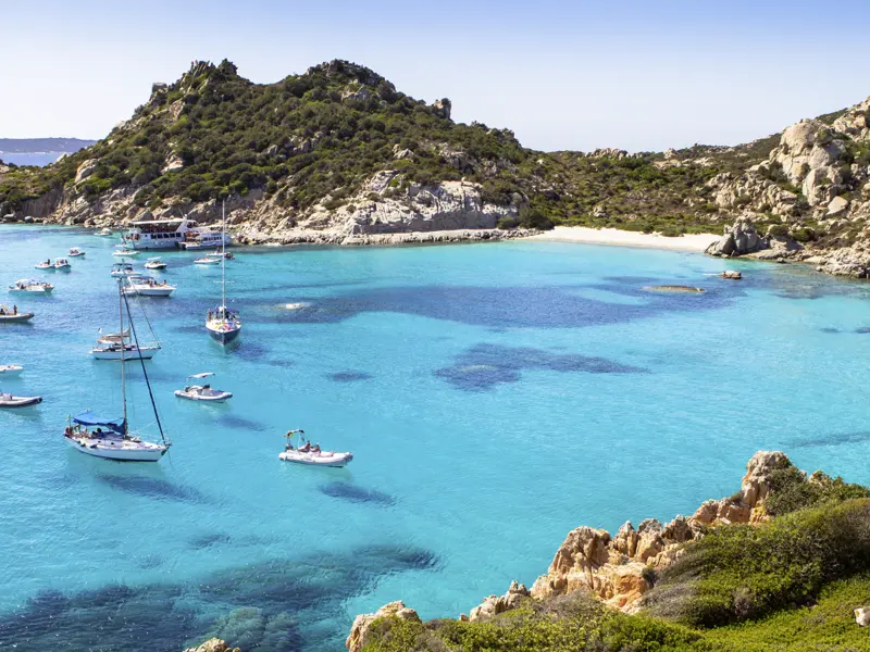 Auf unserer Studienreise nach Sardinien gibt es natürlich Gelegenheiten, an einem der schönen Strändezu baden oder zu relaxen.