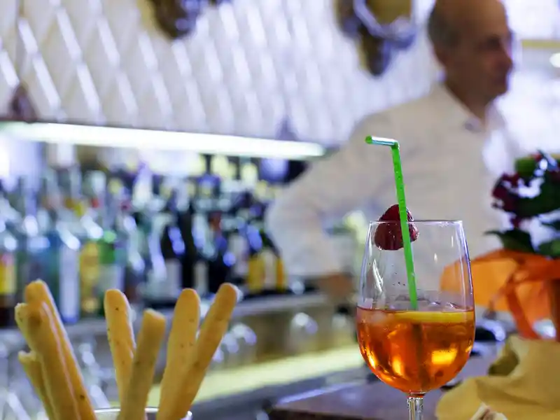 Auf unserer Italienreise in den Golf von Neapel und ins Cilento gibt es immer wieder die Gelegenheit, einen gemütlichen Aperitivo zu zelebrieren.