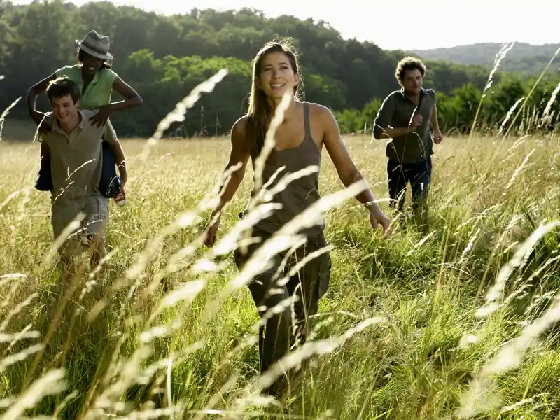 Unbeschwerte Wanderfreuden erleben Sie auf unserer zehntägigen Wanderreise Toskana - Wandern zwischen Pinien und Zypressen.