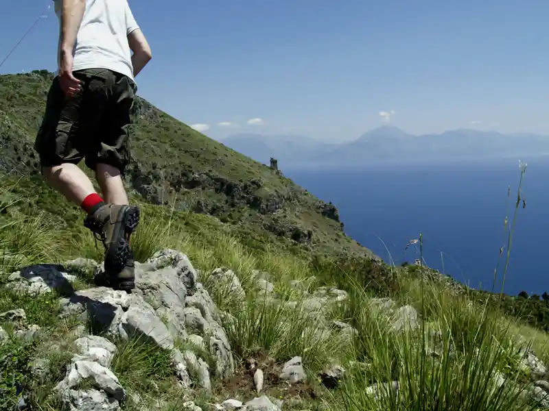 Die faszinierenden Ausblicke auf unserer Wander-Studienreise zum Golf von Neapel und zur Amalfiküste werden Sie begeistern. "Aktiv in Kampanien" lautet dabei unser Motto.