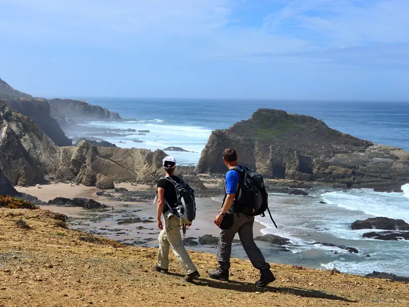 Auf unserer Wanderreise durch Portugal unternehmen wir auch Wanderungen in Küstennähe. Hier können Sie den Strand und den Atlantik genießen.