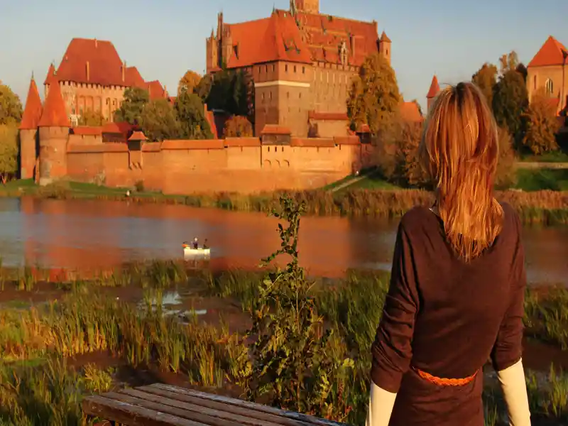 Während unserer Studiosus-Rreise durch Polen besuchen wir die Marienburg in Malbork (UNSECO- Welterbe). Ein tolles Fotomotiv!