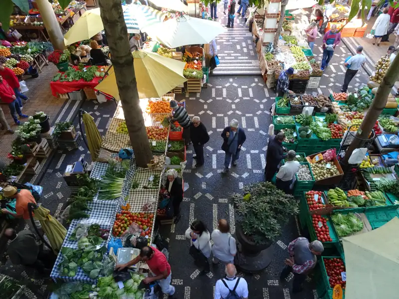 Frische Produkte auf dem Markt